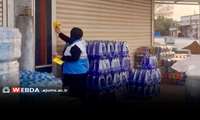 پلمب ۹ واحد پخش مواد غذایی و توقیف ۴۸۰۰ بطری نوشابه تاریخ مصرف گذشته در شرق اهواز